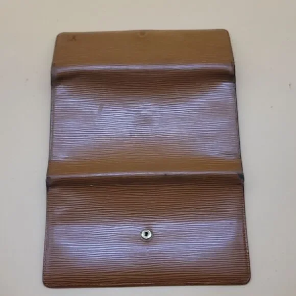 Authentic Louis Vuitton Epi Wallet